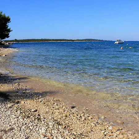 With A Parking Space Stinjan, - 7201