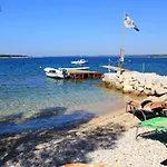 With A Parking Space Stinjan, - 7201 * Pula