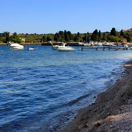 With A Parking Space Stinjan, - 7201 Апартаменты *