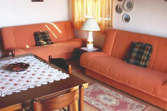 With A Parking Space Stinjan, - 7201 公寓