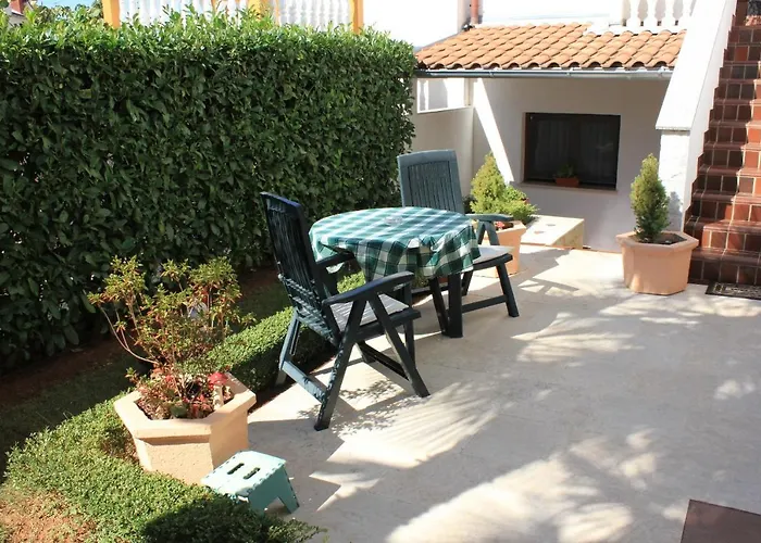 With A Parking Space Stinjan, - 7201 公寓 普拉