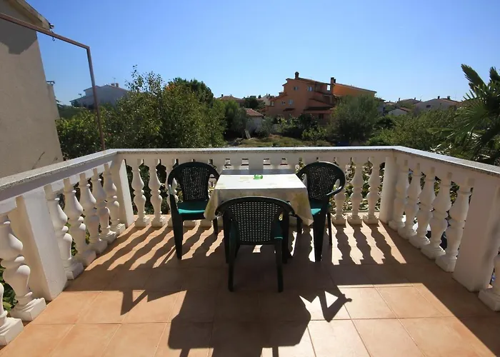 公寓 With A Parking Space Stinjan, - 7201 普拉