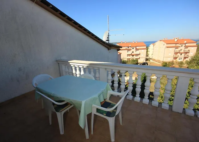 公寓 With A Parking Space Stinjan, - 7201